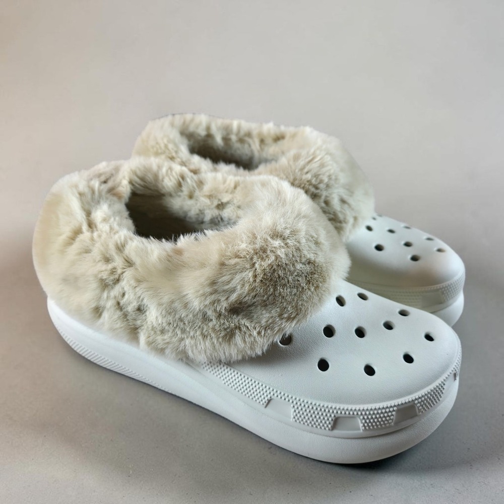 Crocs Furever Crush Clogs Faux-Shearling Unisex Men 7 / Womens 9 *Worn Once.